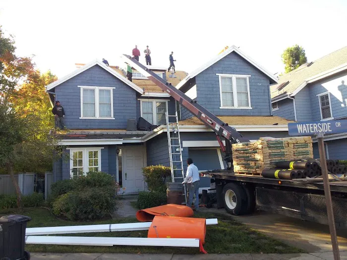 Leo's Roofing Company Picture 8