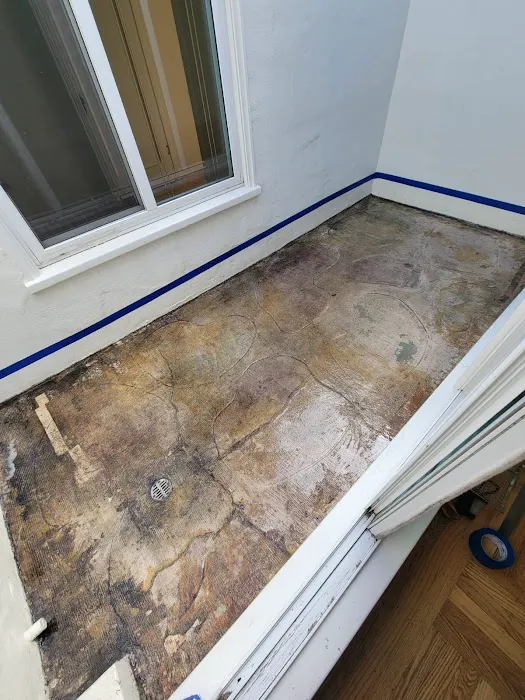 Leo's Roofing Company Picture 5