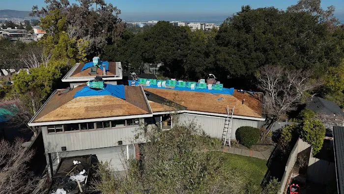 Royal Roofing CA Picture 3