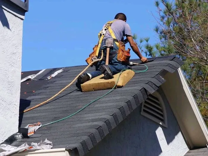 South San Roofing Pro Picture 2