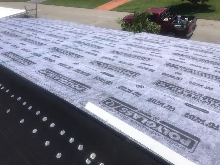 Green Department Roofing Contractor Picture 5