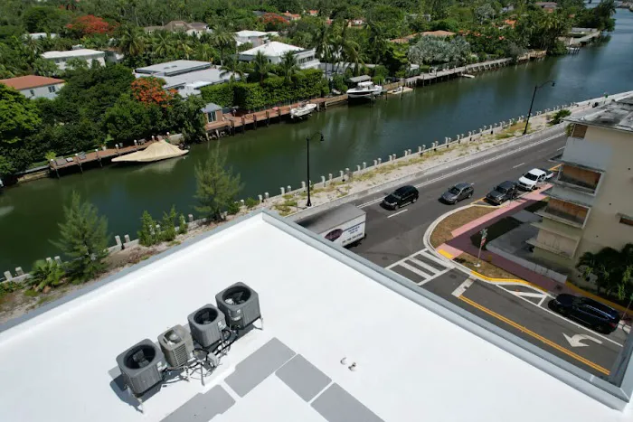 Florida Commercial Roofing & Construction Picture 4