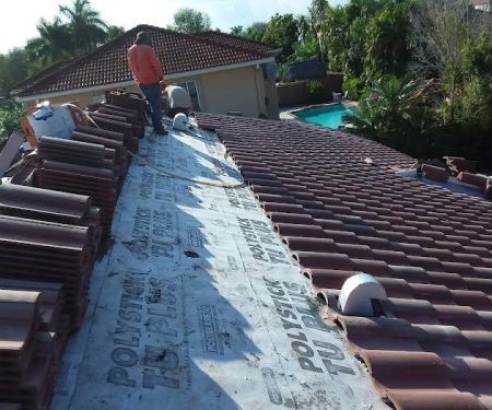 Roofing Royale