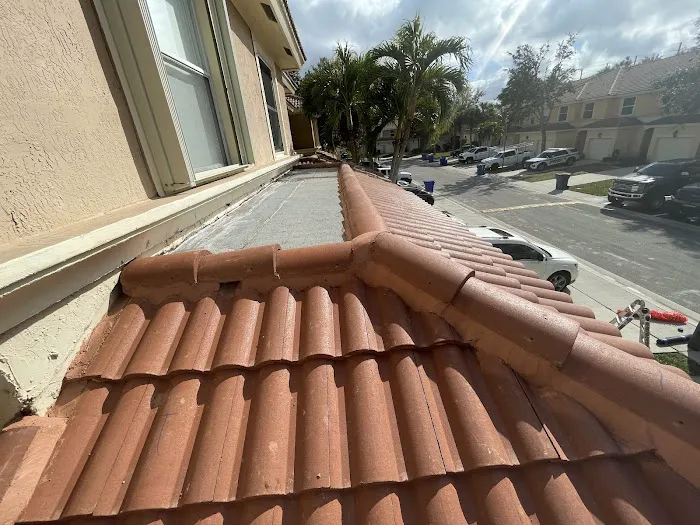 Sunshine Roofing Solutions LLC Picture 3