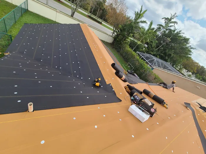 Aguilera roofing solutions Picture 1