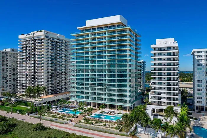 Top Seal Services Corp Picture 8