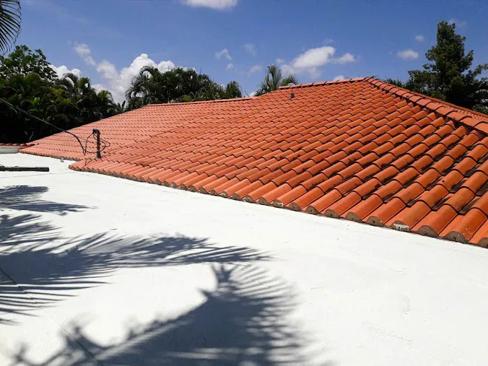 Rainbow Roofing Master Picture 2