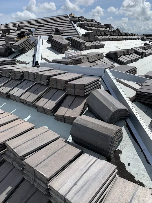 AGK Construction & Roofing Picture 1