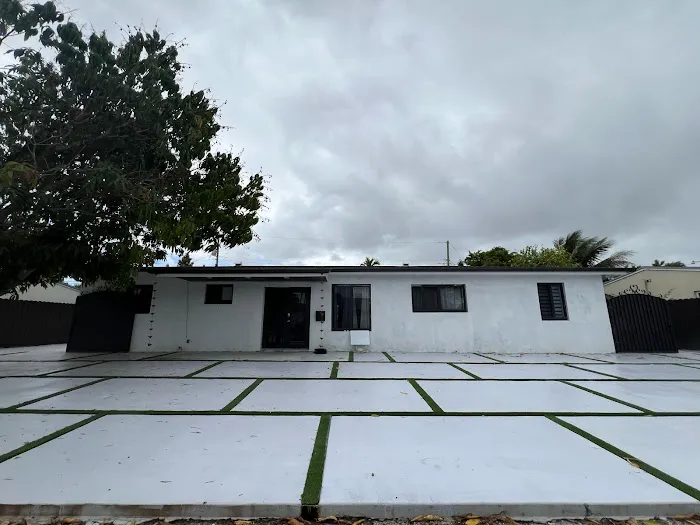 Rainbow Rain Gutters Co. Picture 3