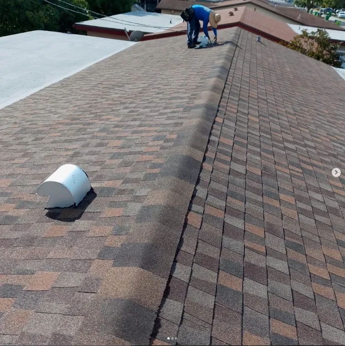 Corner Roofing Picture 3