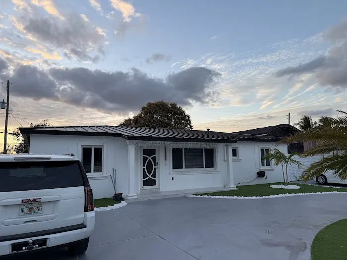 Fix Up Roofing and Construction LLC Picture 1