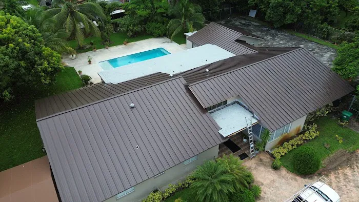 Fix Up Roofing and Construction LLC Picture 2