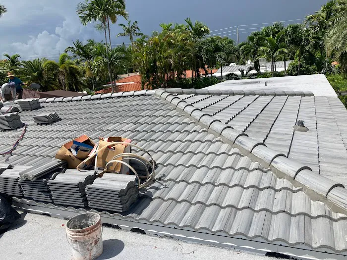 Aventura Roofing Experts Picture 4