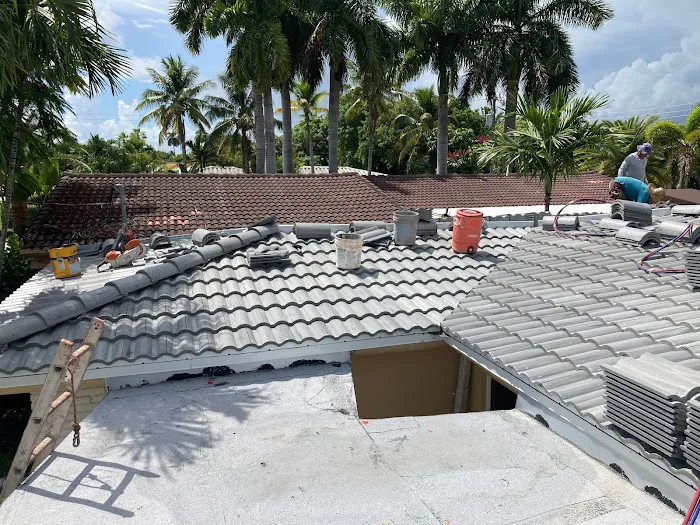 Aventura Roofing Experts Picture 2