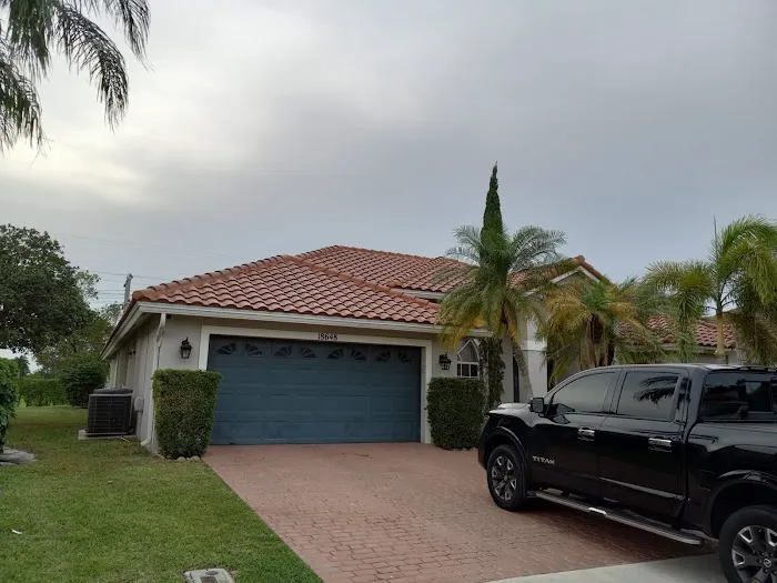 G&R Roofing LLC Picture 9