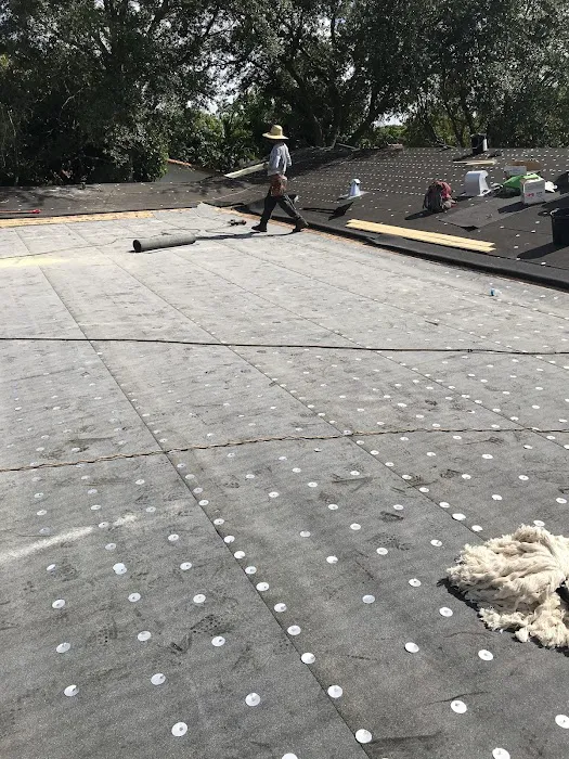 D&D Roofing Picture 4