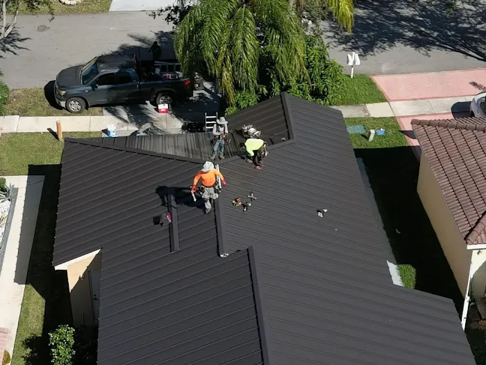 Tella Roofing LLC Picture 2