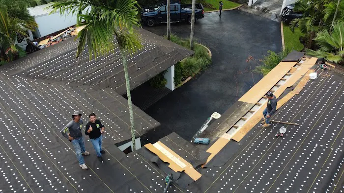 Urutec Roofing Inc. Picture 8