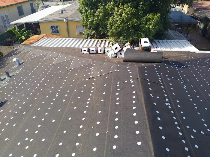 R&D Construction and Roofing Picture 3