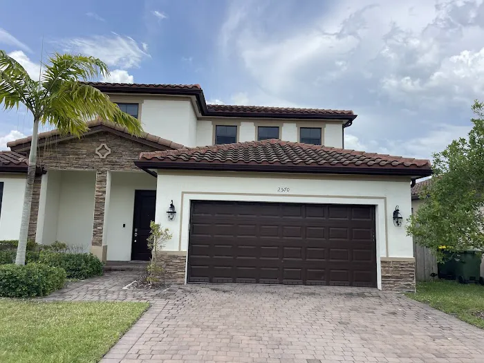 WHITE LION ROOFING Contractor🏣TPO-Metal-Tile-Shingle 🏦Commercial & Residential🌎Miami-Broward Picture 5