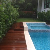 WHITE LION BUILDERS - Roofing & General Contractors ico