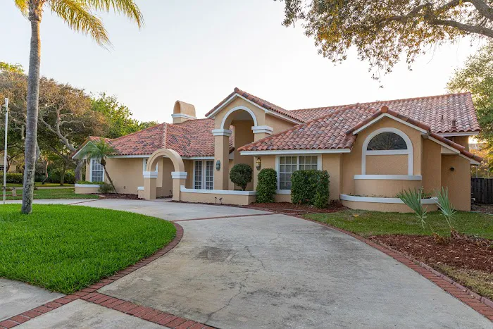 Poe Roofing and Consulting Picture 2