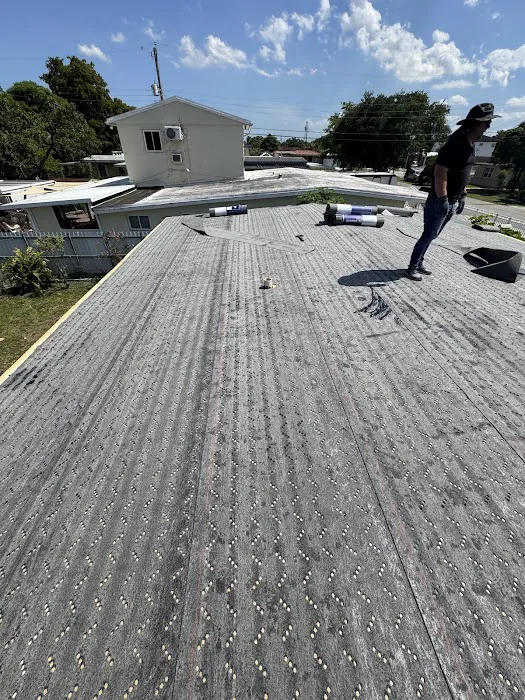 Pro-Roofing Systems LLC Picture 1