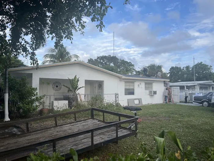 MK Roofing Inc Picture 1