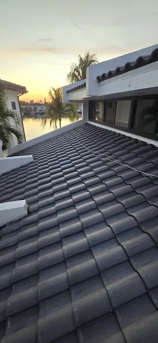 Tropic Roofing LLC. Picture 1