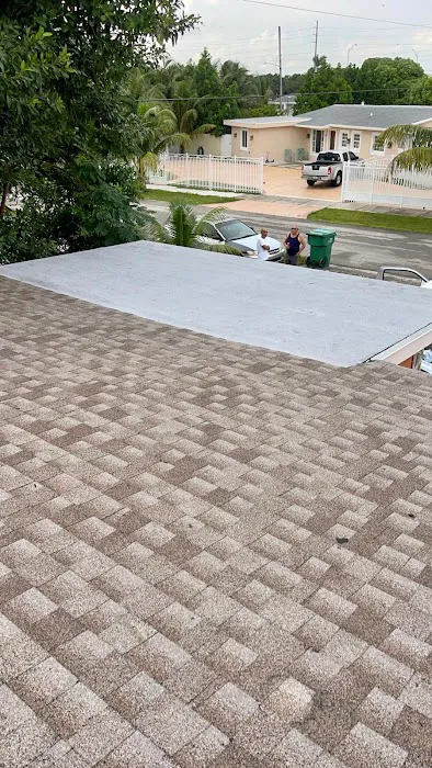 Superior Miami Roofing Pros Picture 4