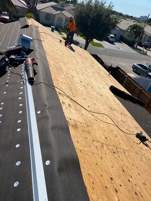 PRECIADO Y MOLINA BUILDERS Picture 10