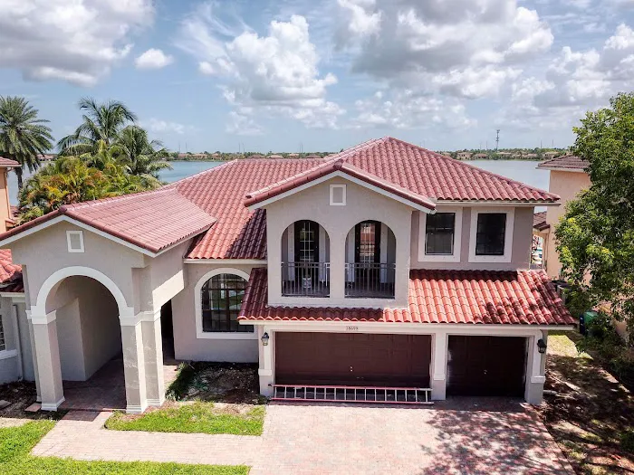 Care Construction Picture 4