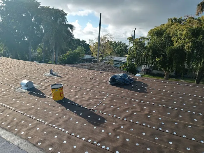 Top-Grade Roofing LLC. Picture 1