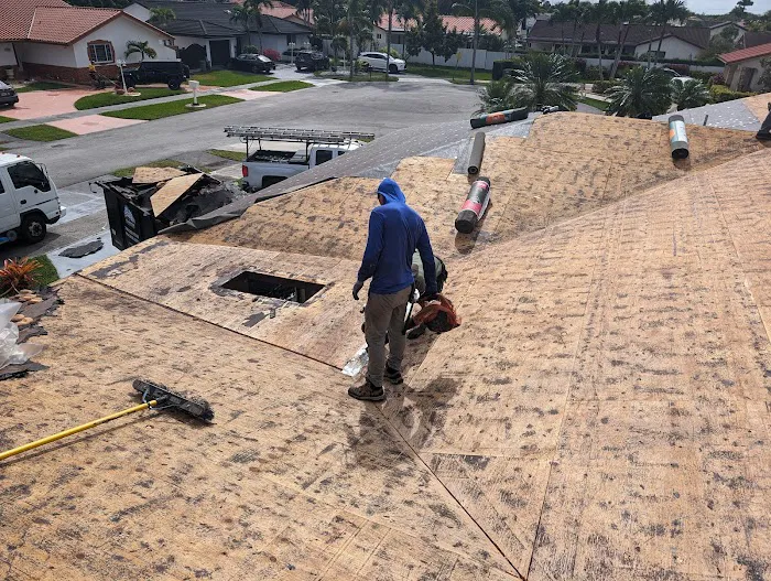 Fast Construction & Roofing Corp Picture 8