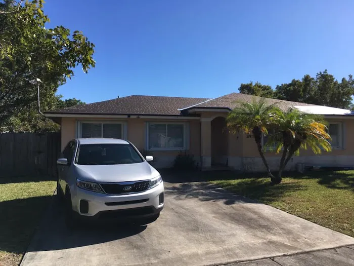 Pro Tech Roofing Contractor & Assoc Inc Picture 1