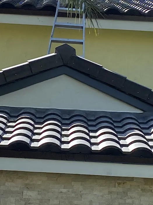 S&A Roofing Solutions, LLC - State Certified Licensed & Insured Picture 1