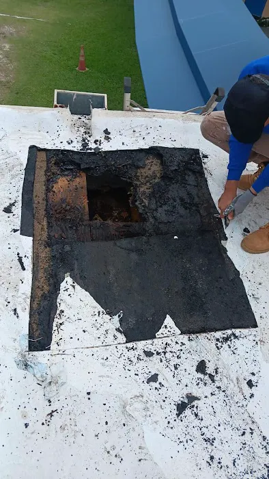 Four Seasons Roofing Contr. Picture 3