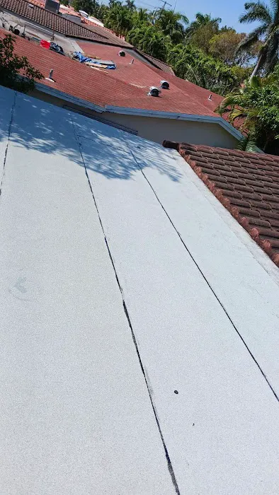 Four Seasons Roofing Contr. Picture 8