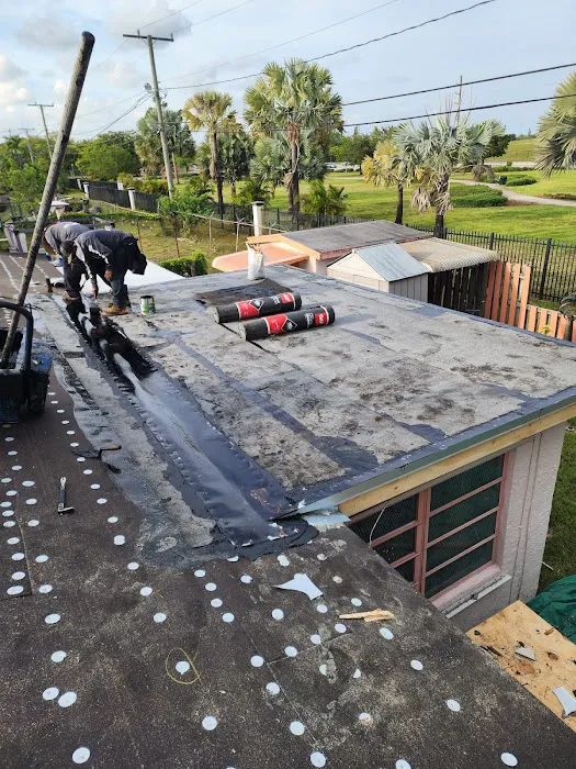 USA ROOFING AND CONSTRUCTION INC Picture 5