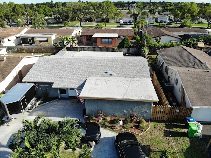 USA ROOFING AND CONSTRUCTION INC Picture 6