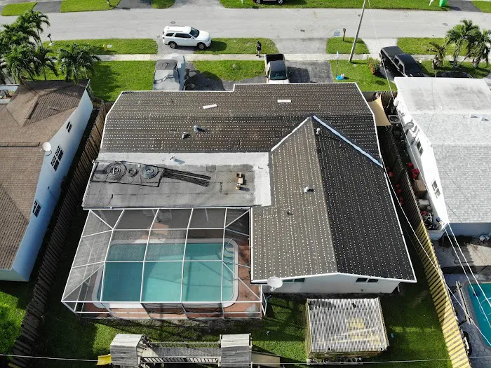 USA ROOFING AND CONSTRUCTION INC Picture 8