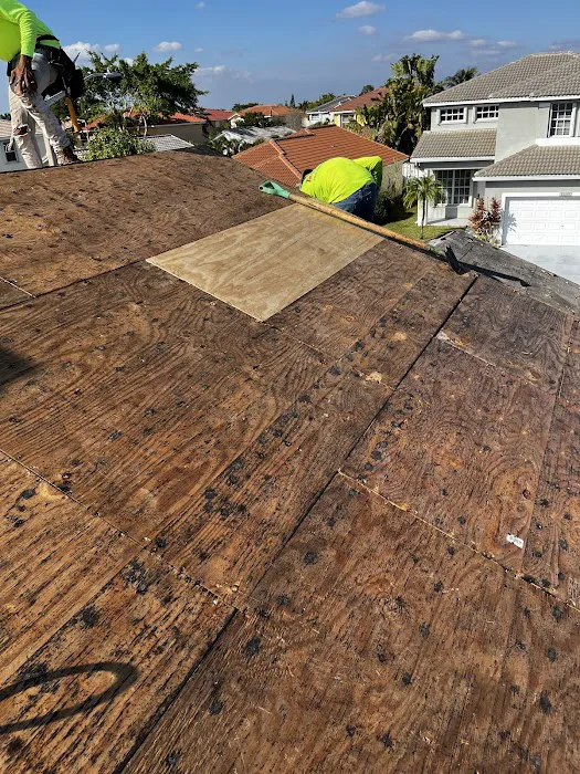 T&S Roofing Systems Picture 1