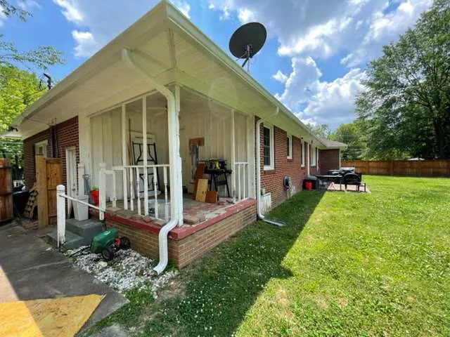 Cisco's Roofing & Repair Hollywood Picture 1