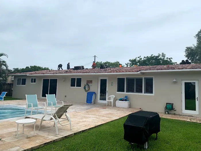 Thompson's Roofing Picture 3