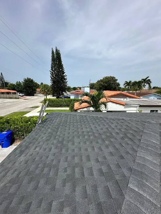 Wide Roofing & Construction Picture 3