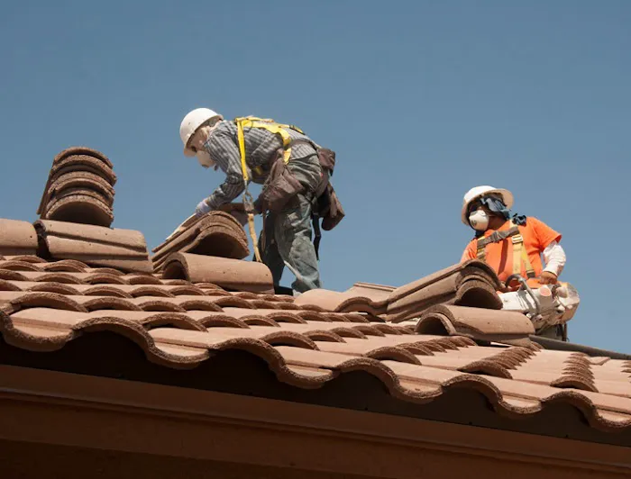 Hollywood Roofers Picture 7