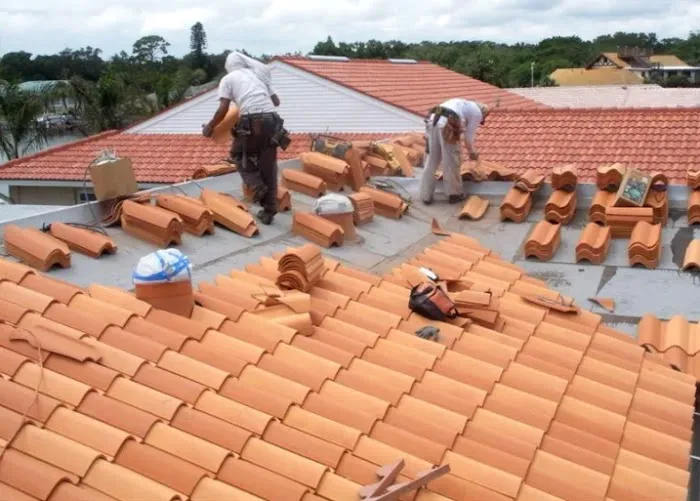 Hollywood Roofers Picture 6