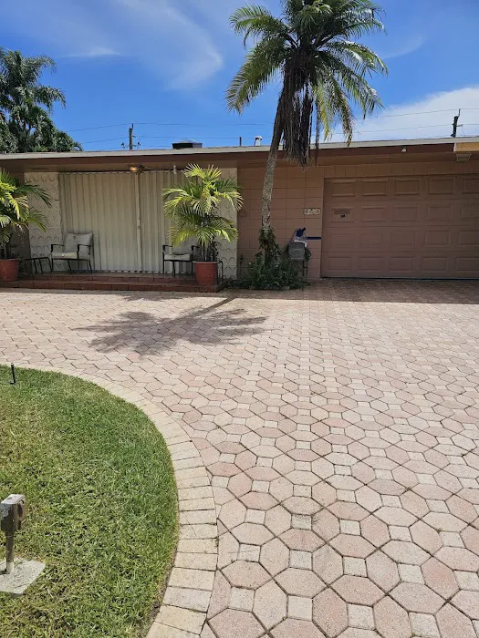 Universal Roofing, Inc. Picture 10