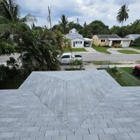 Universal Roofing, Inc. ico