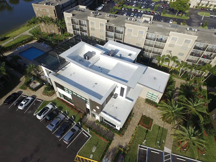 Caye Works Roofing Picture 8